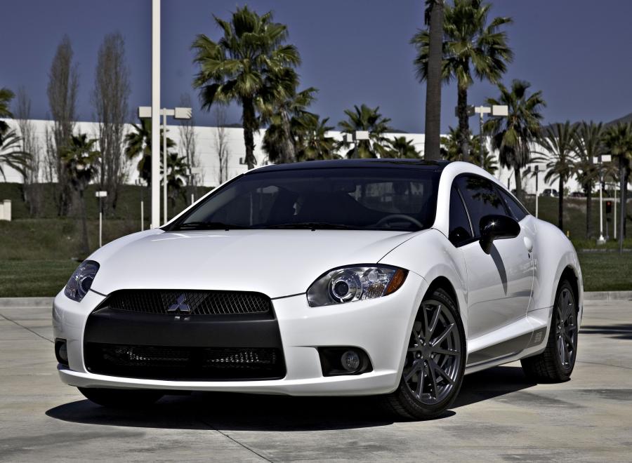  Mitsubishi Eclipse SE 2012 года  (фото 6 из 6)